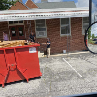 KEC Roll Offs Dumpster